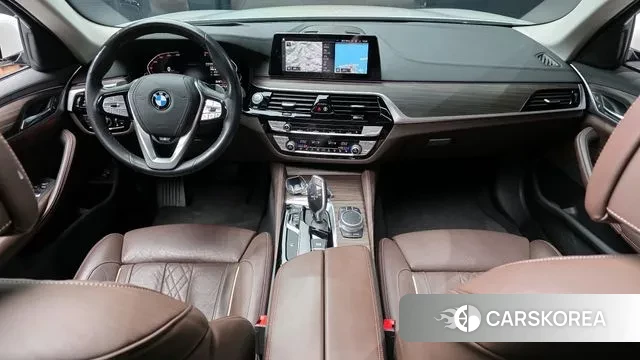 BMW 5 Series (G30) id 3514662 из Кореи 17