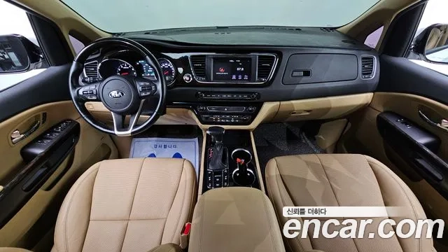 Kia The New Carnival id 2912832 из Кореи 17