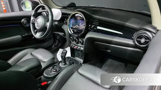 Mini Cooper S id 3329182 из Кореи 17