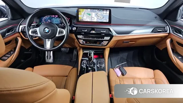 BMW 5 Series (G30) id 3452561 из Кореи 17