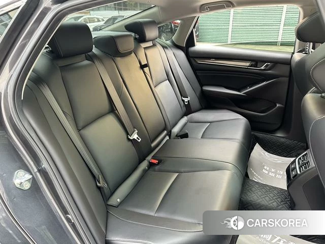 Honda Accord id 4348797 из Китая 24