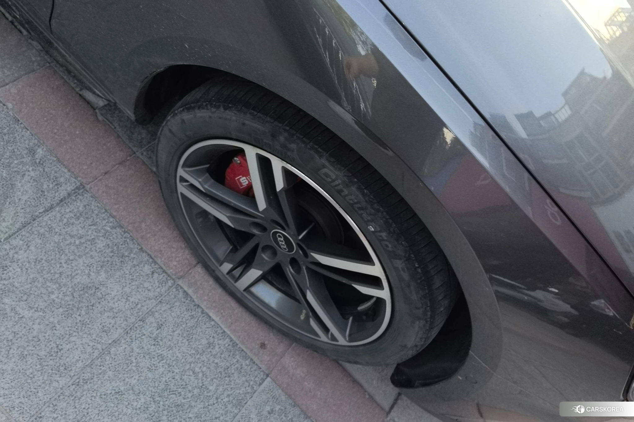 Audi A4L id 4453825 из Китая 14