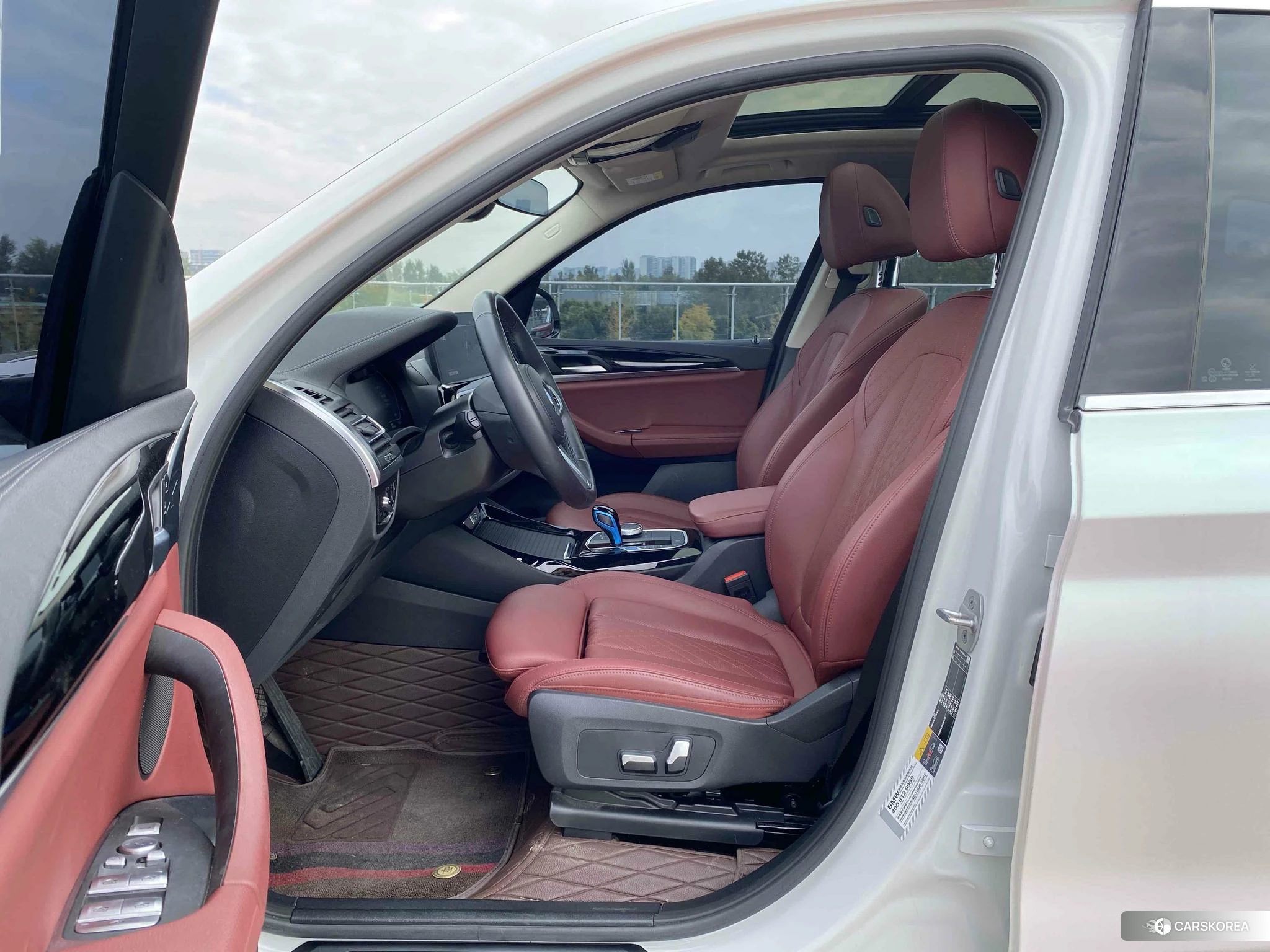 BMW iX3 id 4492889 из Китая 17