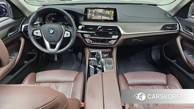 BMW 5 Series (G30) id 4519905 из Кореи 17