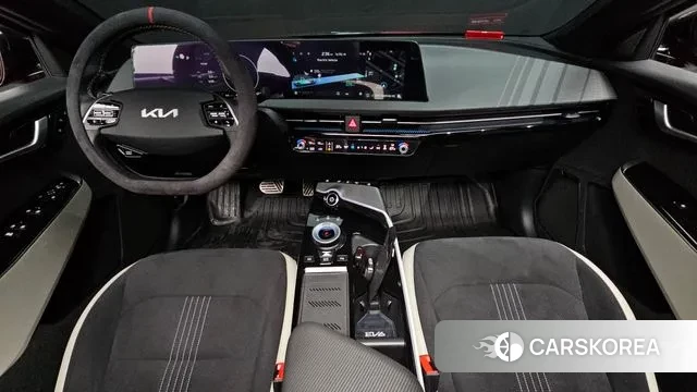 Kia EV6 id 3561054 из Кореи 17