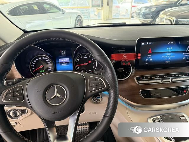 Mercedes-Benz V-class id 4297376 из Китая 12