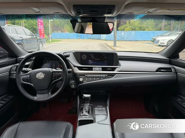 Lexus ES id 4259527 из Китая 7