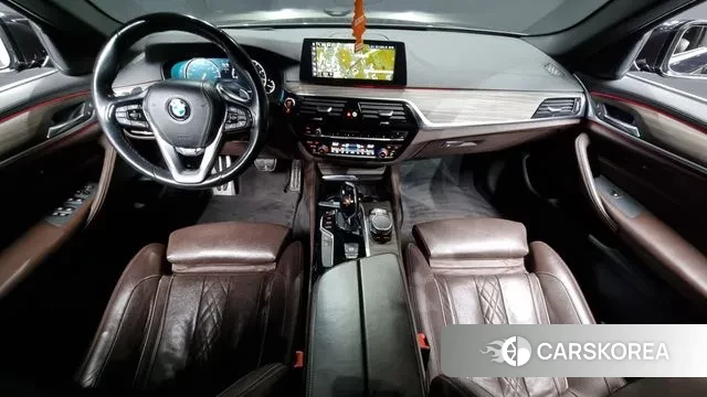 BMW 5 Series (G30) id 3375357 из Кореи 17