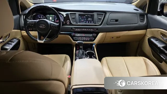 Kia The New Carnival id 3291693 из Кореи 17