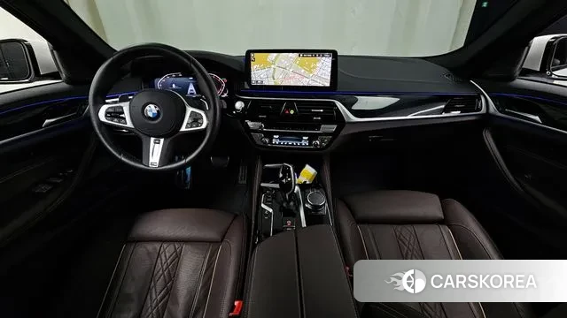 BMW 5 Series (G30) id 3006990 из Кореи 17