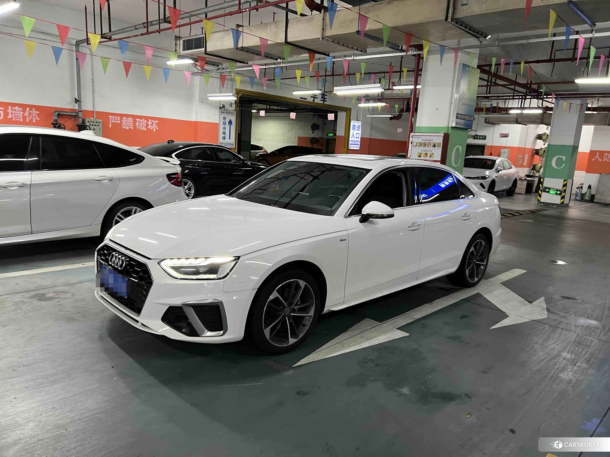 Audi A4L id 4492710 из Китая 12