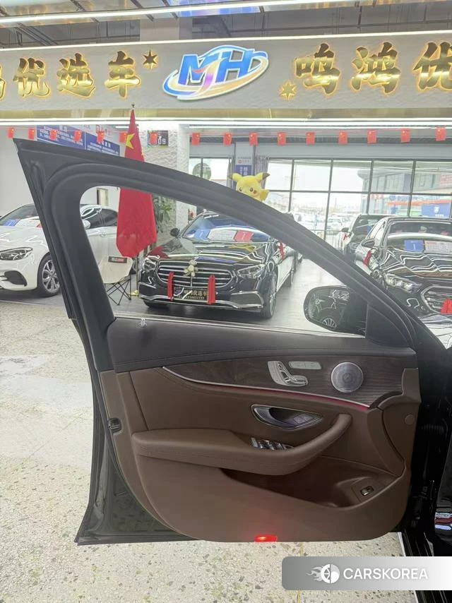 Mercedes-Benz E-class id 4208936 из Китая 9