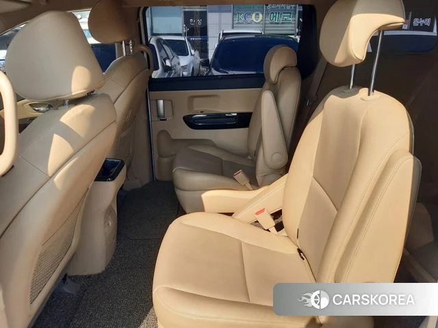 Kia The New Carnival id 3820602 из Кореи 11