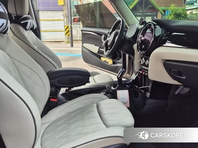 Mini Cooper S id 3273044 из Кореи 14