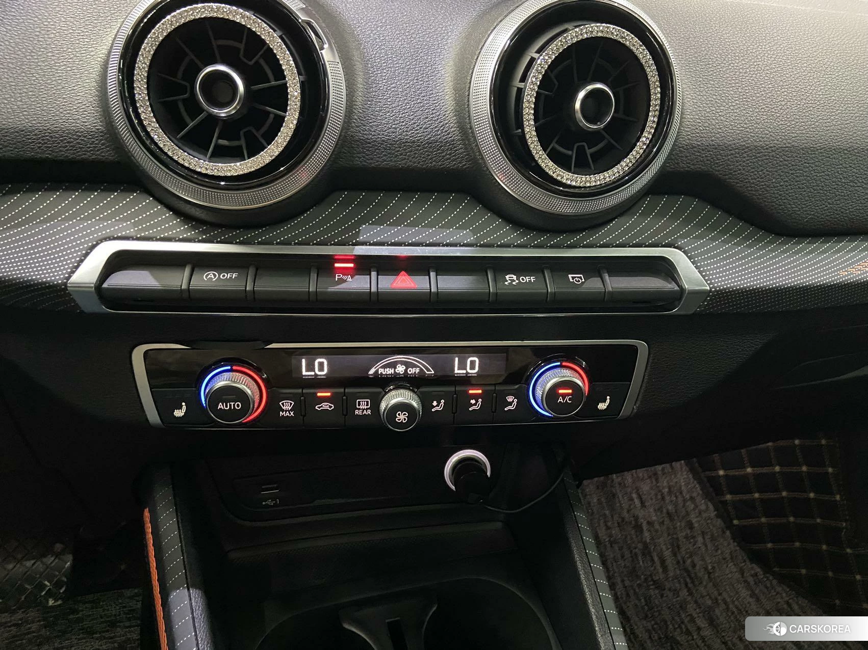 Audi Q2L id 4514743 из Китая 25