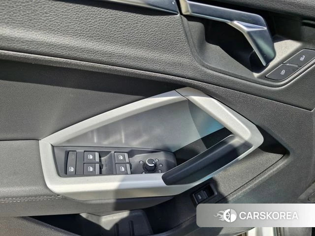 Audi Q3 (F3) id 4419737 из Кореи 17