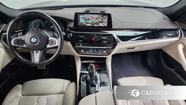 BMW 5 Series (G30) id 3641437 из Кореи 17