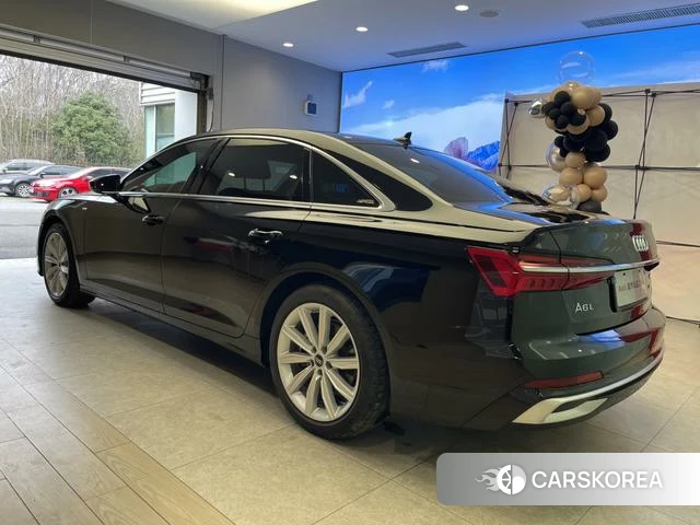 Audi A6L id 4256845 из Китая 13