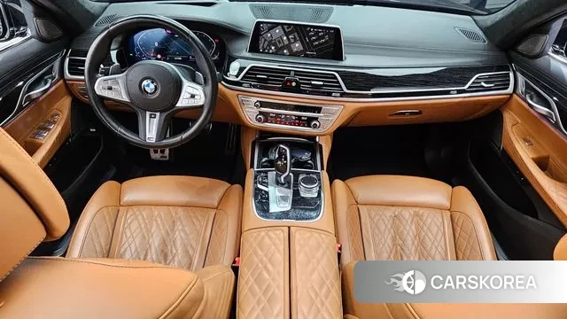 BMW 7 Series (G11) id 3384739 из Кореи 17