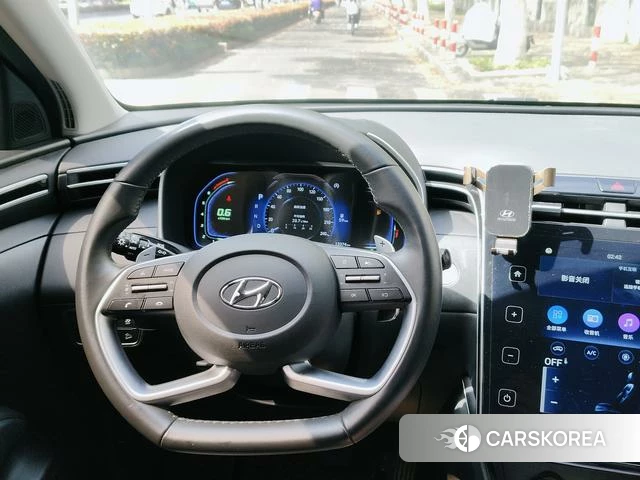 Hyundai Tucson id 4241424 из Китая 8