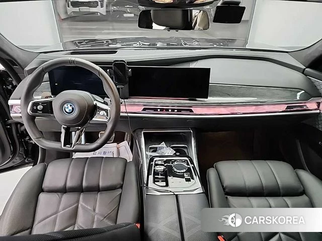 BMW 7 Series (G70) id 3877028 из Кореи 17