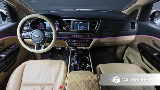 Kia The New Carnival id 3886167 из Кореи 17