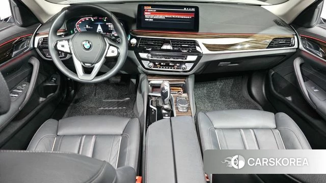 BMW 5 Series (G30) id 4302661 из Кореи 28