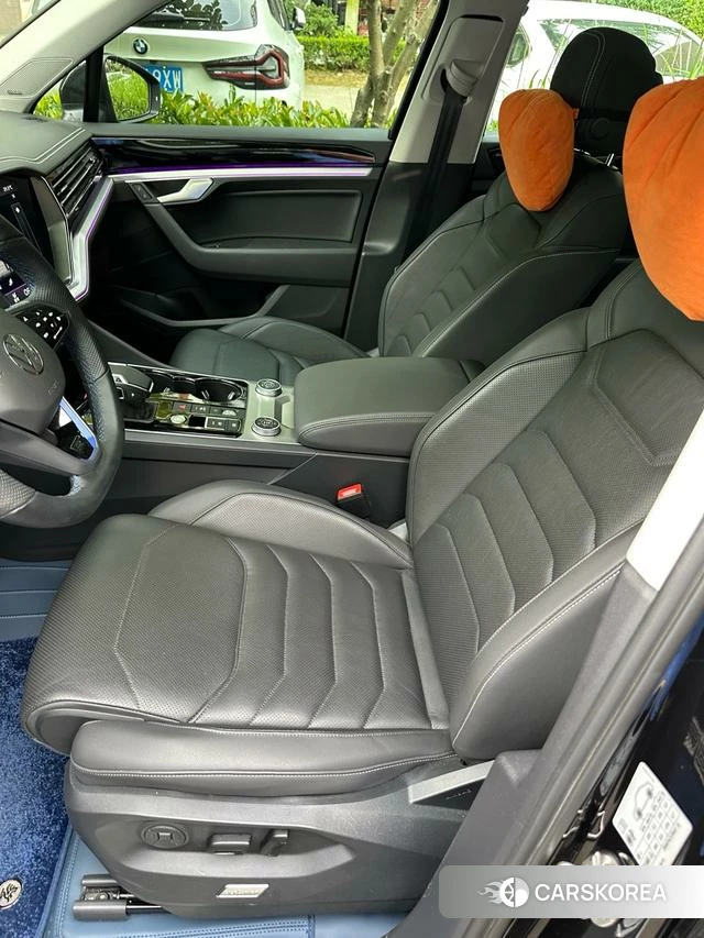 Volkswagen Touareg id 4335844 из Китая 7