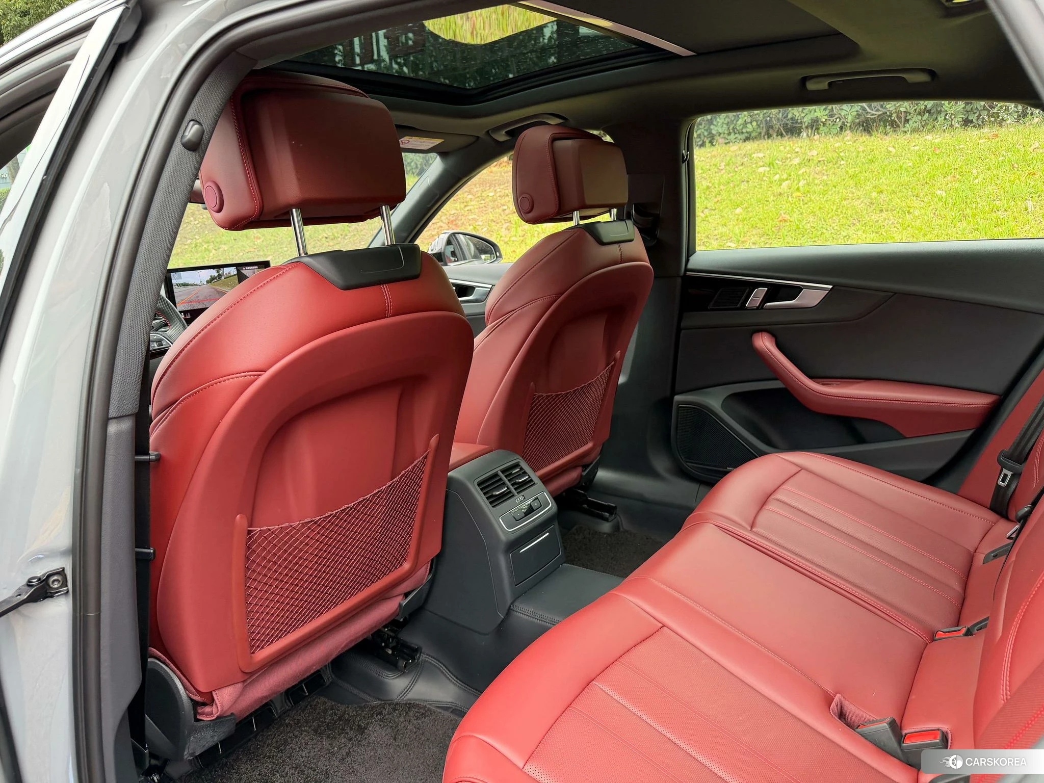 Audi A4L id 4441266 из Китая 10