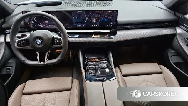 BMW 5 Series (G60) id 3393610 из Кореи 17