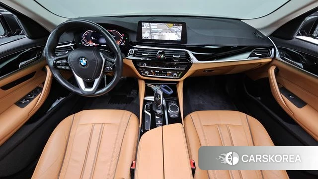 BMW 5 Series (G30) id 4836636 из Кореи 27