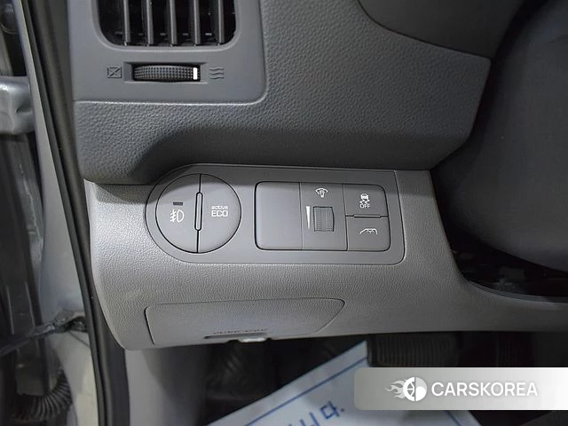 Hyundai The New Grand Starex id 3845892 из Кореи 17