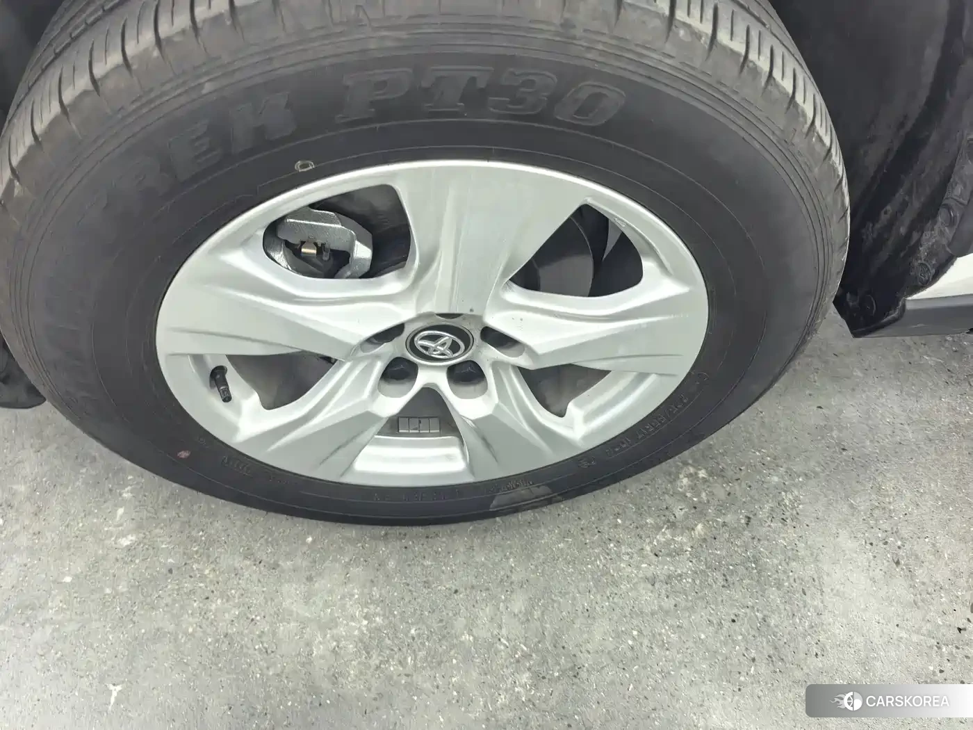Toyota RAV4 id 4599620 из Китая 19