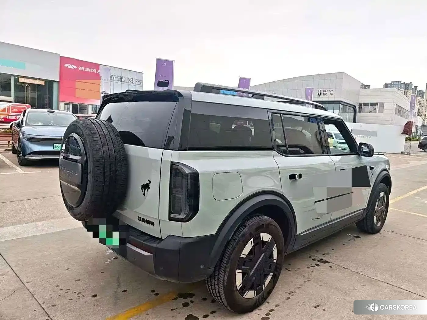 Ford Bronco id 4649318 из Китая 13
