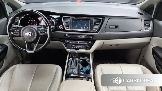 Kia All New Carnival id 3363140 из Кореи 17