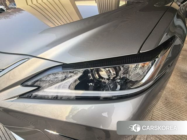 Lexus ES id 4259030 из Китая 9