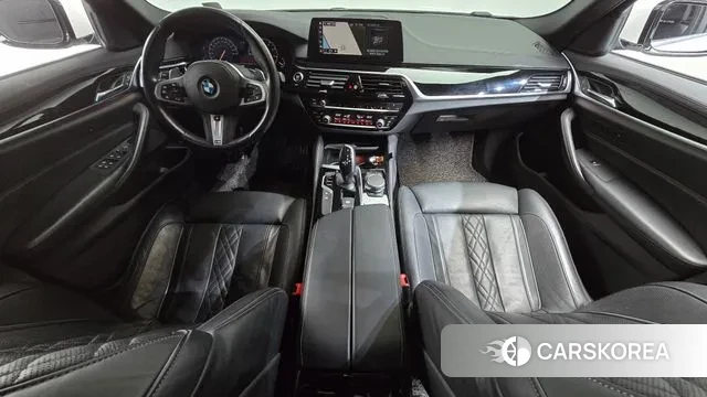 BMW 5 Series (G30) id 3612514 из Кореи 17