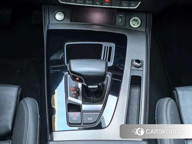 Audi Q5L id 4258938 из Китая 13