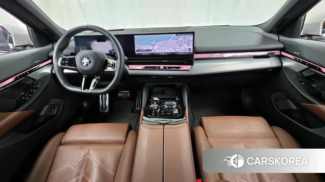 BMW 5 Series (G60) id 3963630 из Кореи 17