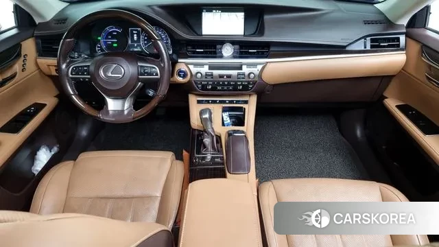 Lexus New ES300h id 3009355 из Кореи 17