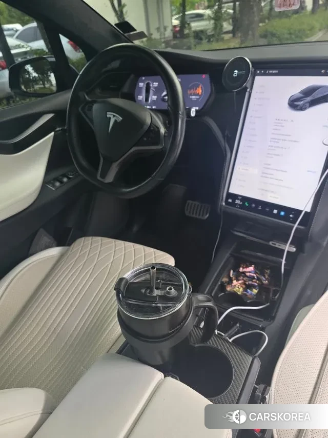 Tesla Model X id 3028882 из Кореи 8
