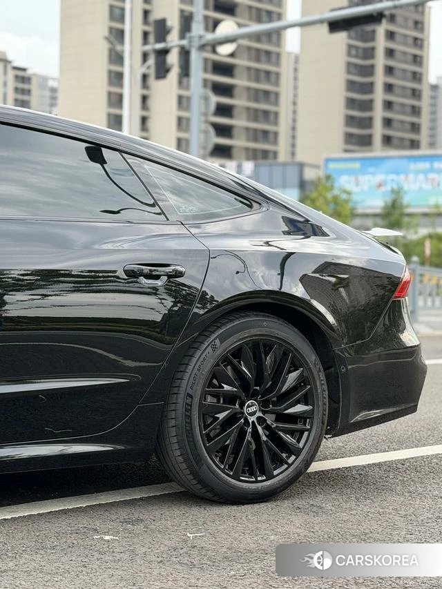 Audi A7 id 4328972 из Китая 12