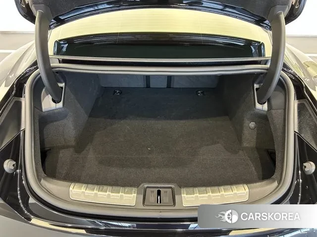 Porsche Taycan id 3739779 из Кореи 17