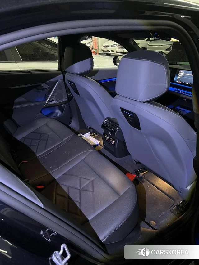 BMW 5 Series (G60) id 3914134 из Кореи 7