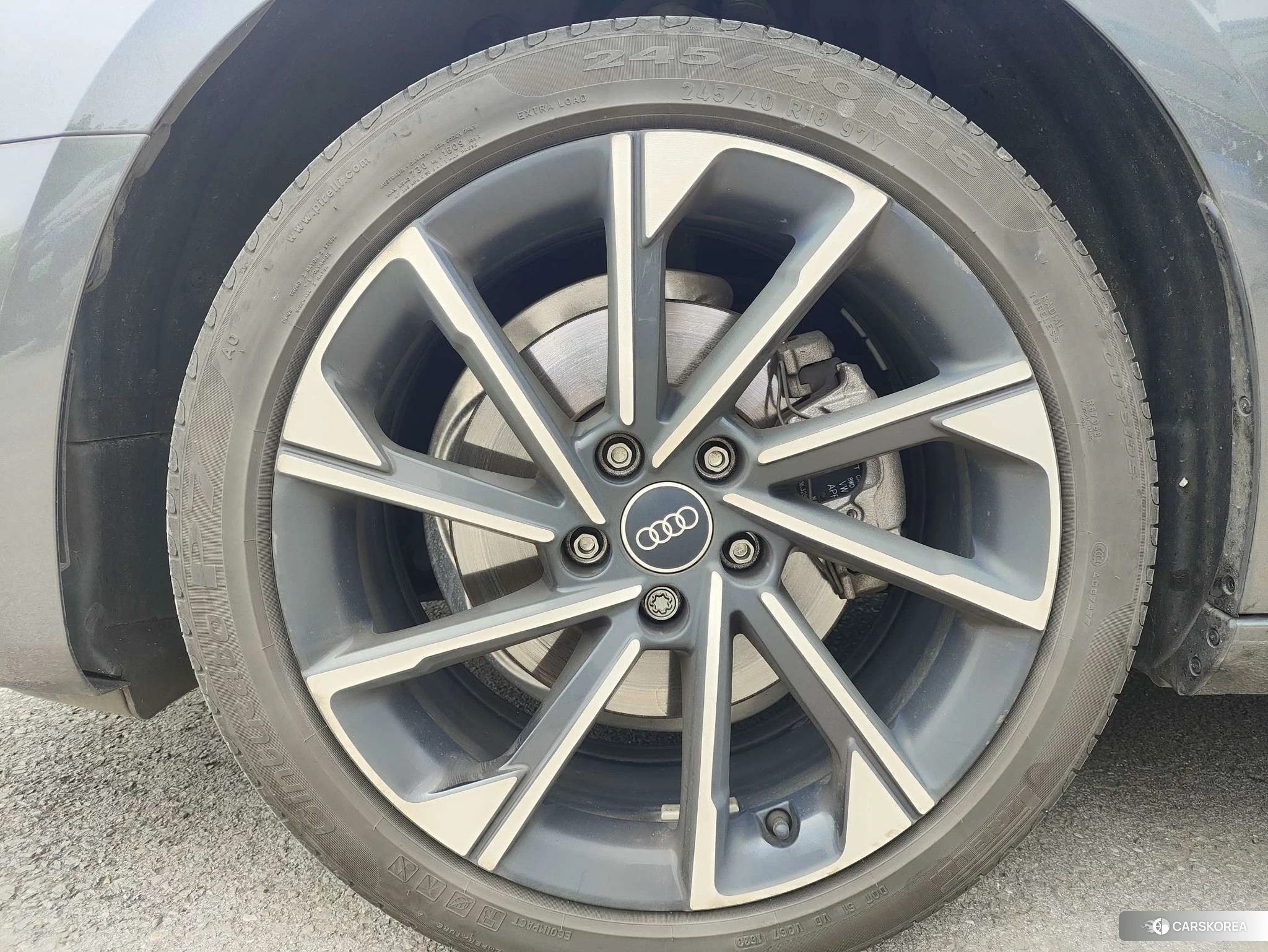 Audi A4L id 4515039 из Китая 12