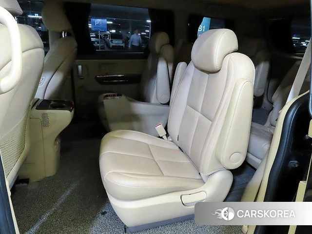 Kia All New Carnival id 4286179 из Кореи 17
