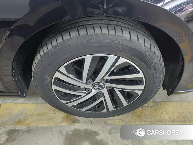 Volkswagen Lavida id 4333164 из Китая 13