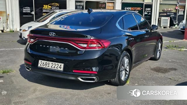 Hyundai Grandeur IG id 4626522 из Кореи 17