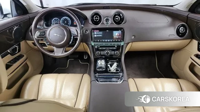 Jaguar All New XJ id 3004791 из Кореи 17