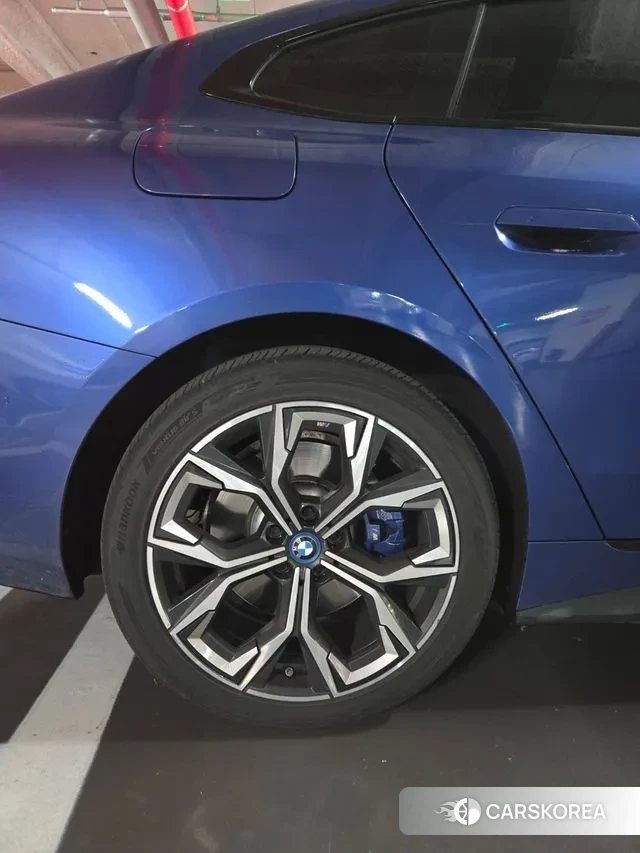 BMW i4 id 3664551 из Кореи 13